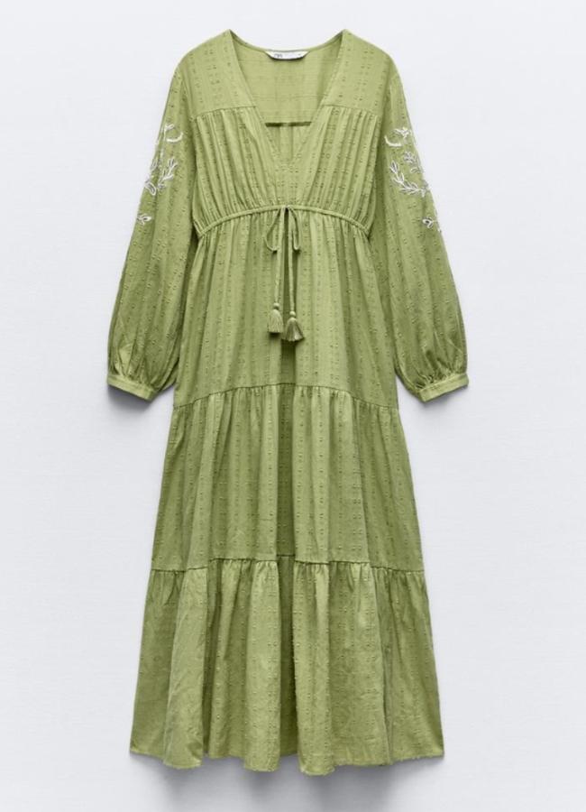 Vestido verde estilo boho de Zara/ZARA