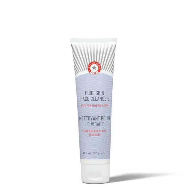 Pure Skin Face Cleanser de First Aid Beauty. Precio: 22,45 euros