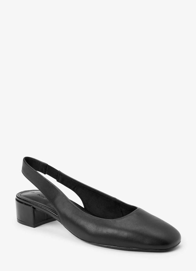 Slingback negro de Next, 42 euros..