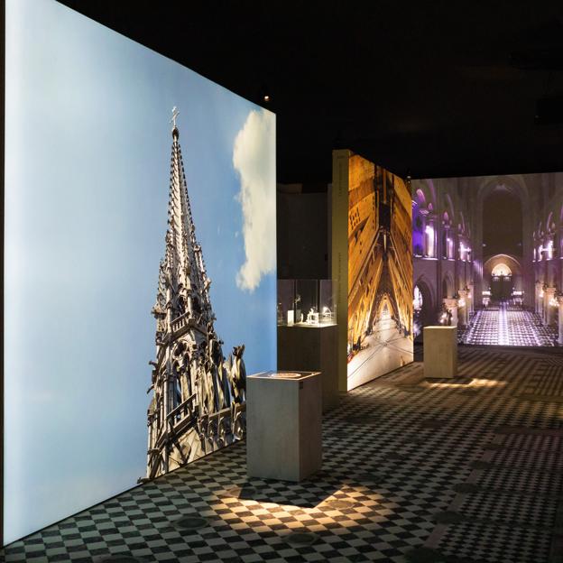 Exposición Notre-Dame de París, la exposición aumentad