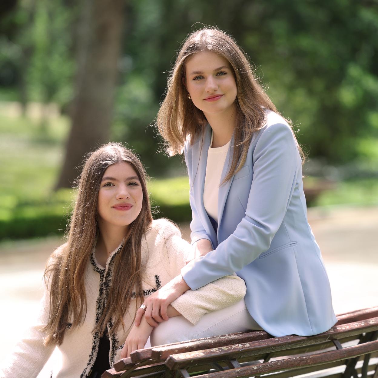 La princesa Leonor con su hermana, la infanta Sofía/casa real