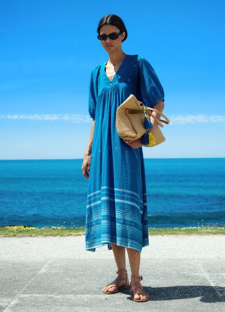 Vestido azul de Parfois (39,99 euros)