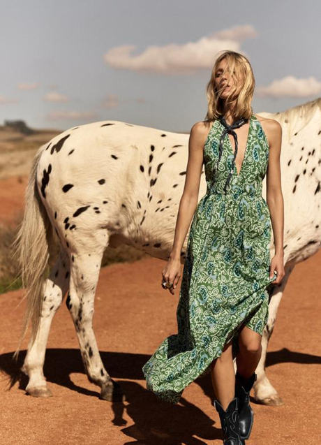 Vestido verde de Zara (39,99 euros)