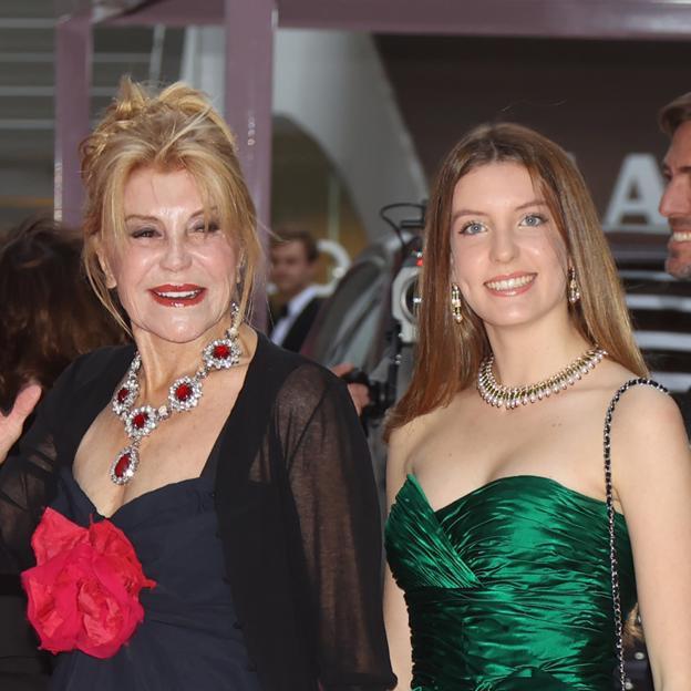 Carmen Cervera y su hija en la celebración del cumpleaños de la baronesa. 