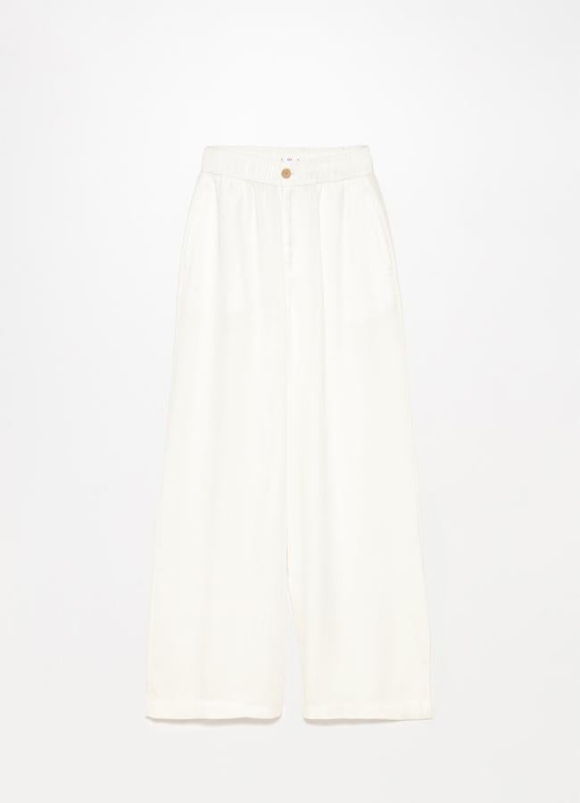 Pantalón wide leg ligero de Lefties (17,99 euros).