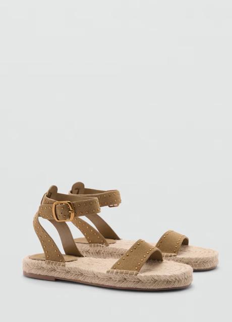 Sandalias planas de Mango (40,99 euros)