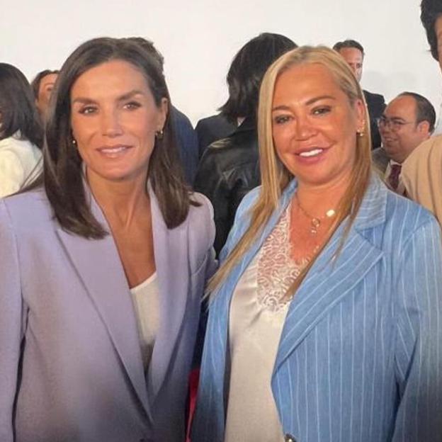 Belén Esteban y la reina Letizia, en el evento del Banco de Santander. 