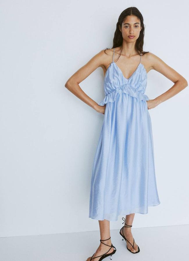 Vestido romántico midi satinado en azul bebé