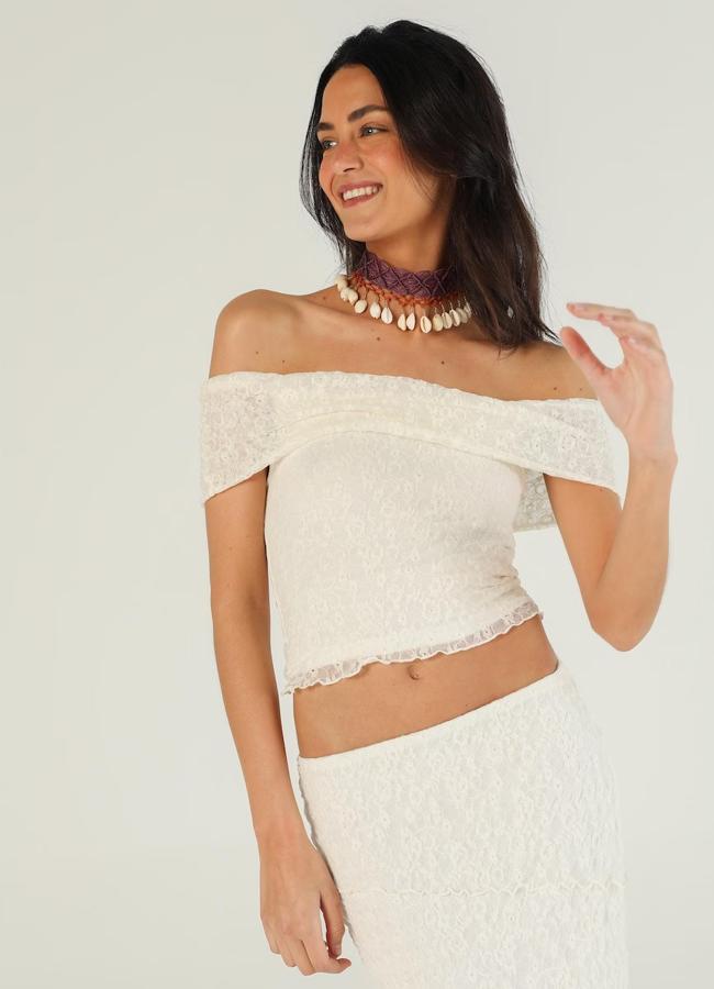 Top off the shoulder blanco de Noon.