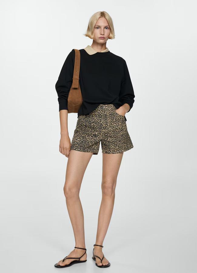 Shorts con estampado de leopardo de Mango.