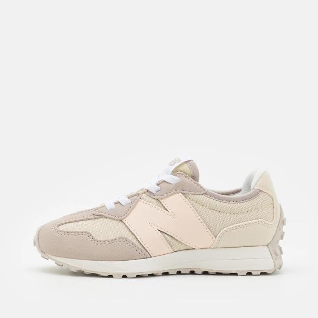 New Balance 327, 49 euros.