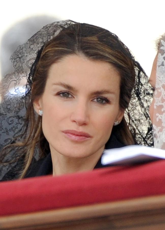 Letizia, en la beatificación de Juan Pablo II, con mantilla pero sin peineta. Foto: Gtres