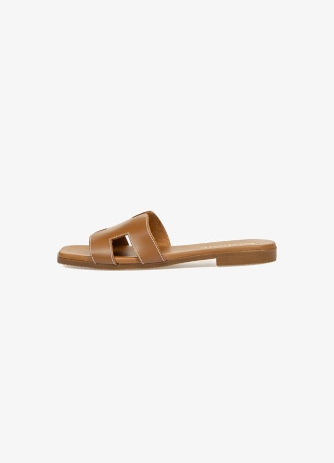 Sandalias marrones de Kamome, 44,95 euros.