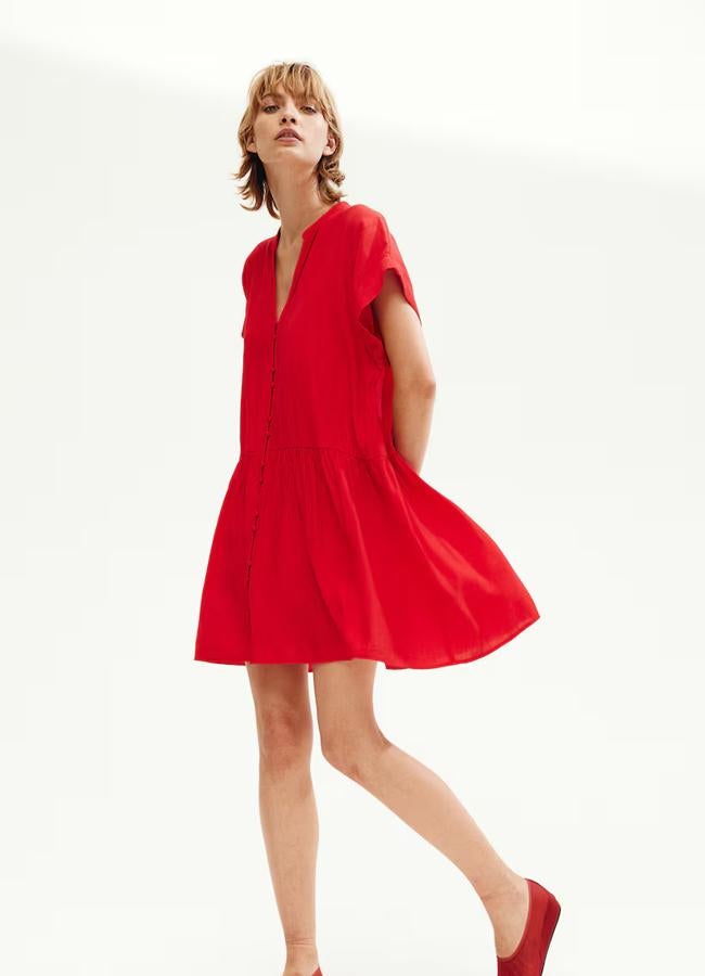 Vetsido camisero en rojo de H&M.