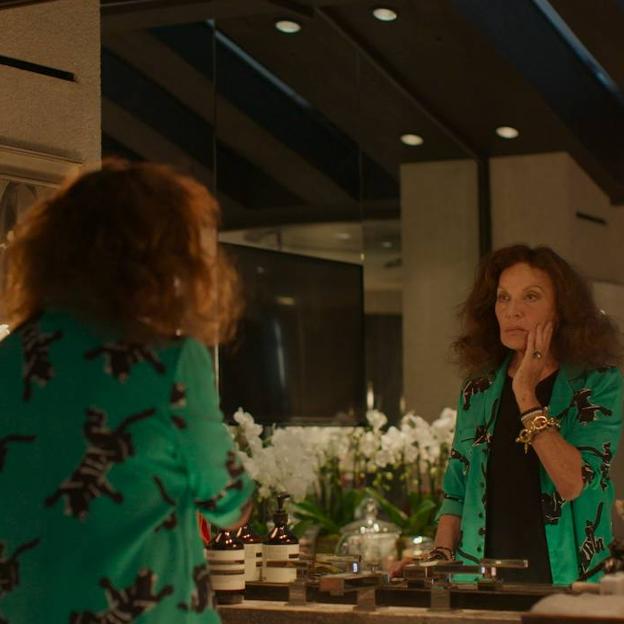 Fotograma del documental de Disney+ Diane von Furstenberg: Definiendo estilo.