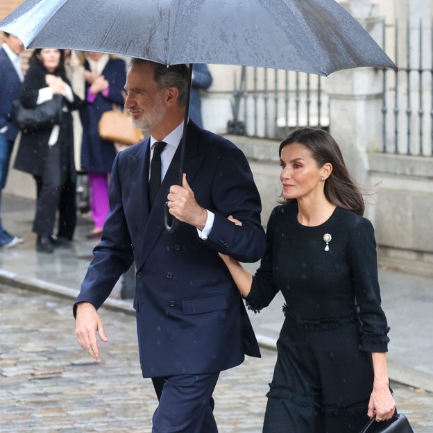 Los reyes de España, en el funeral de Fernando Gómez-Acebo. 