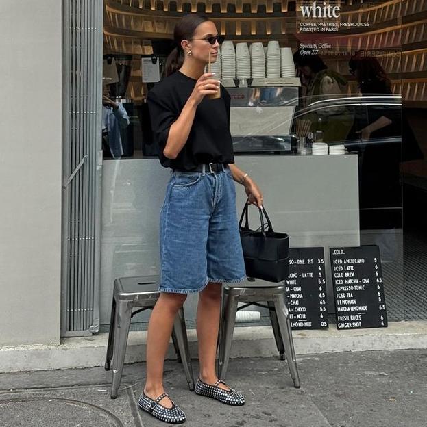 Un look con bermudas vaqueras.