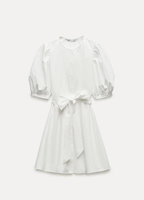 Vestido blanco de Zara (29,99 euros)