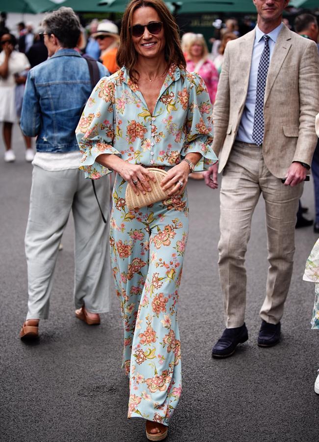 Pippa Middleton con un mono print. / GTRES