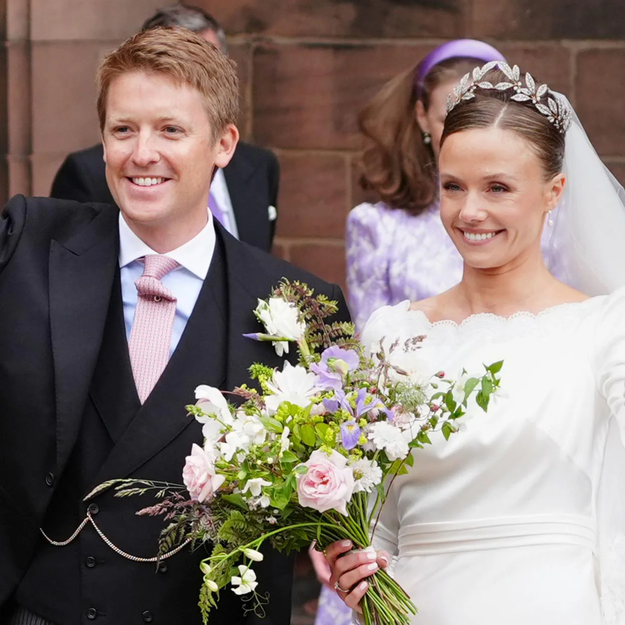 Hugh Grosvenor y Olivia Henson el día de su boda.