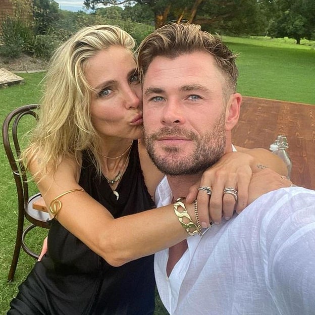 Elsa Pataky y Chris Hemsworth en su casa de Byron Bay. 