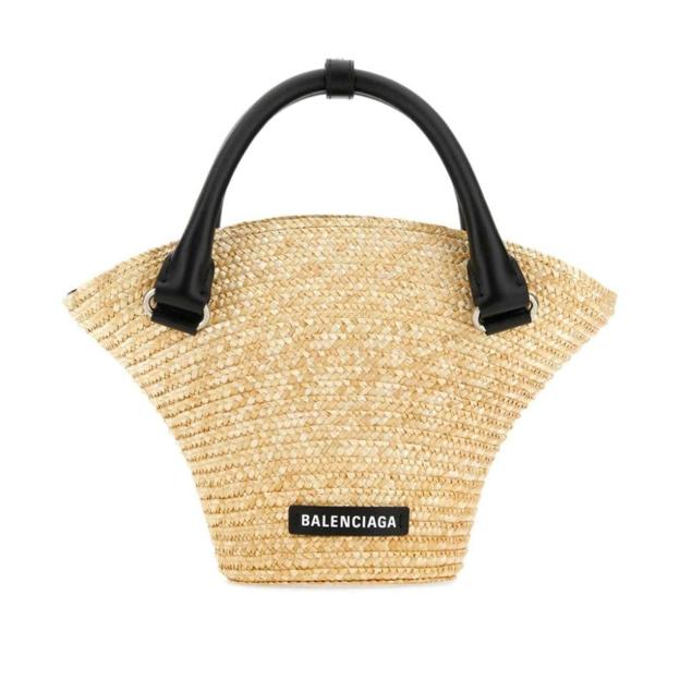 El bolso de Balenciaga.