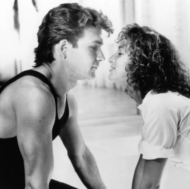 Patrick Swayze y Jennifer Grey en una escena de la película de 1987, Dirty Dancing.