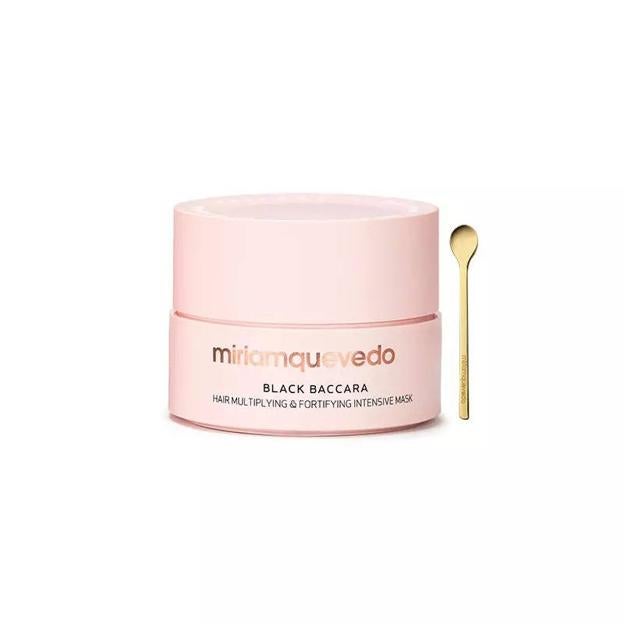 BLACK BACCARA HAIR MULTIPLYING & FORTIFYING INTENSIVE MASK de Miriam Quevedo. Precio: 130 euros