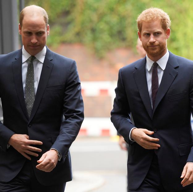 Guillermo y Harry, dos hermanos con diferencias irreconciliables. 