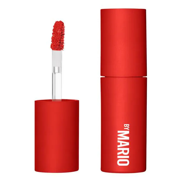 Brillo de labios MoistureGlow Plumping Lip Color de Makeup By Mario.