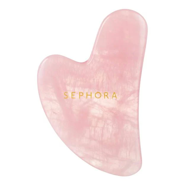 Gua Sha Quarzo Rosa de Sephora Collection. Precio: 17,99 euros