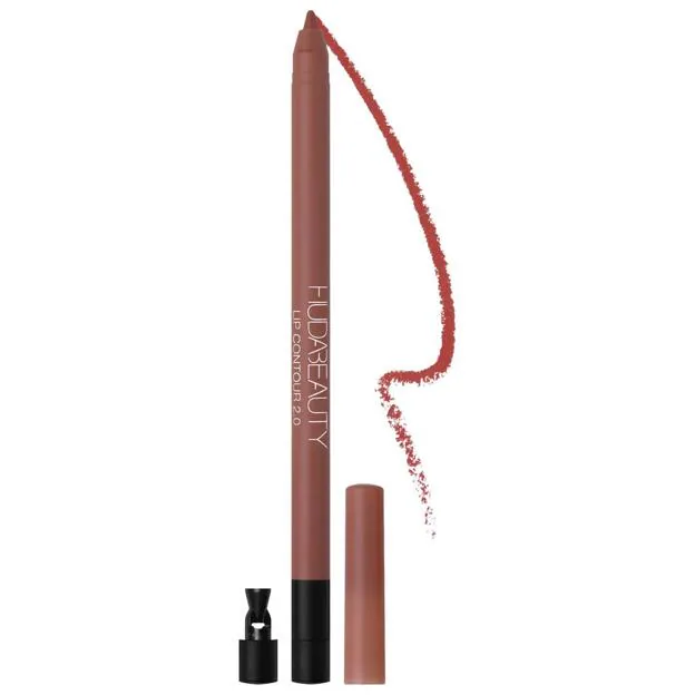 Lip Contour 2.0 Automatic Matte Lip Pencil en tono Terracotta de Huda Beauty. Precio: 22,99 euros