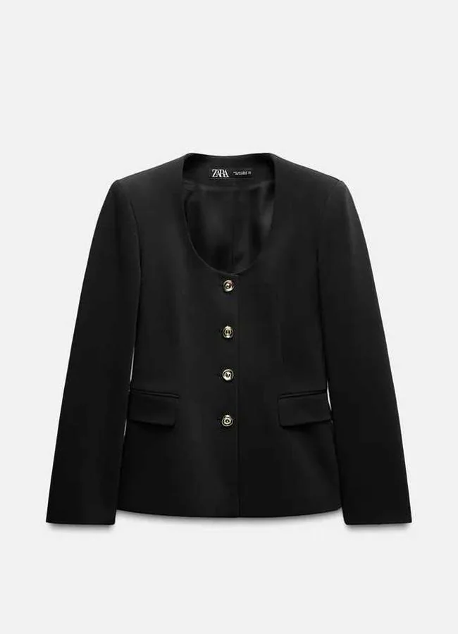 Blazer escote redondo de Zara (49,95€)