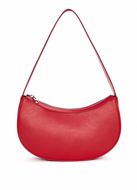 Bolso rojo de Pull & Bear (12,99 euros)