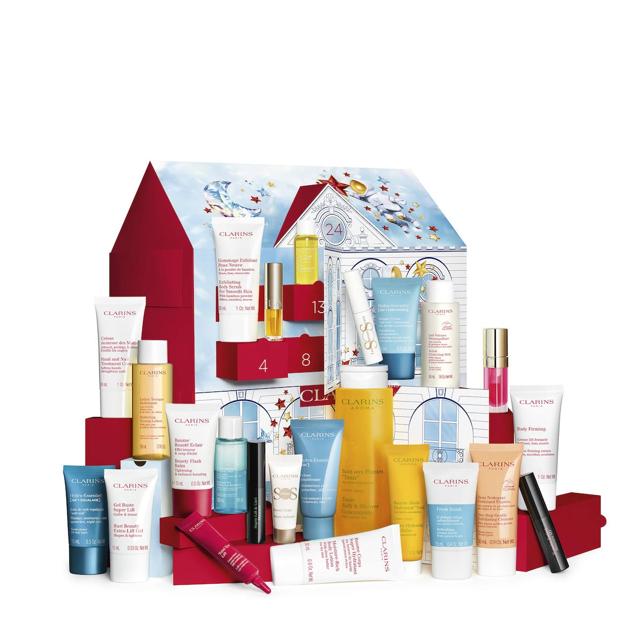 Calendario de Adviento de 24 sorpresas de Clarins. Precio: 140 euros