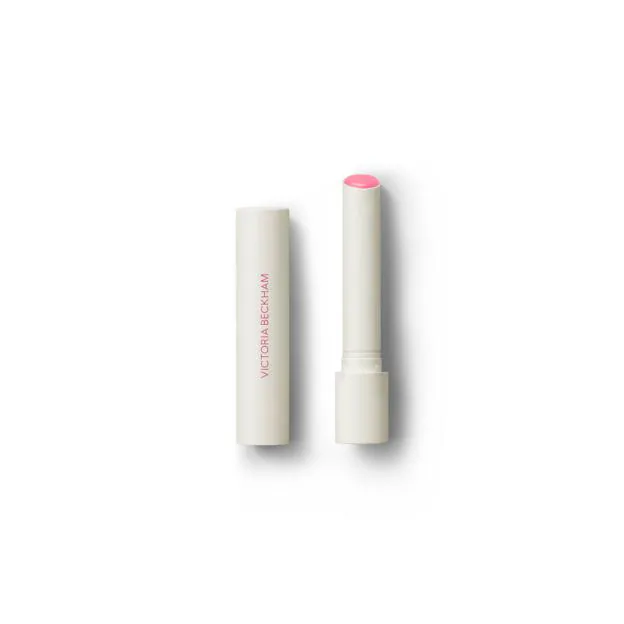 Bálsamo de labios Posh Balm de Victoria Beckham.