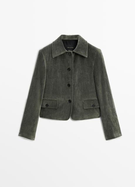 Chaqueta de terciopelo de Massimo Dutti (89,99 euros)