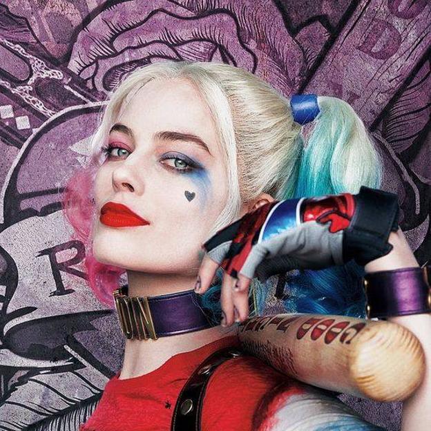 Margot Robbie con look de Harley Quinn