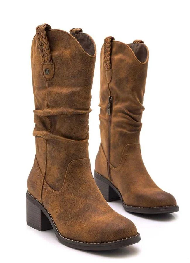 Botas de mujer estilo cowboy con caña arrugada de Mustang (46,17€ en El Corte Inglés)