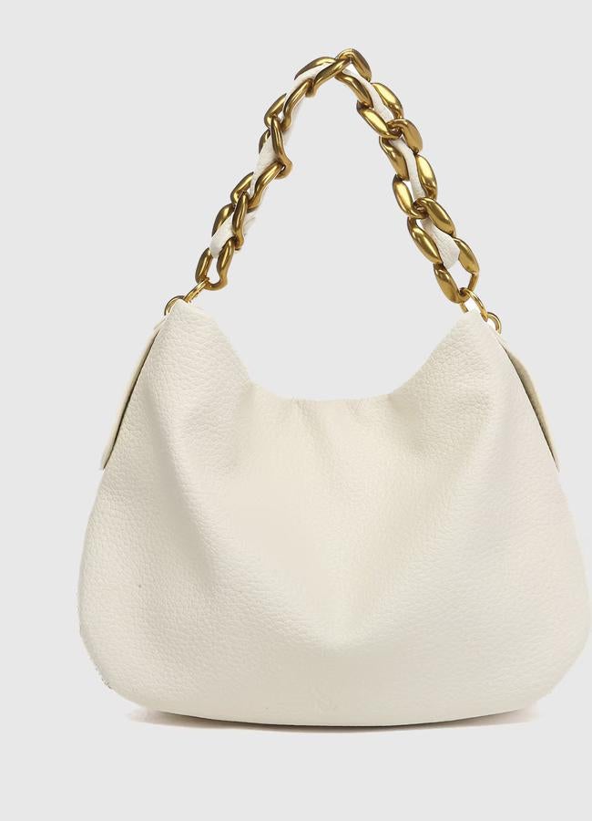 Bolso en beige con cadena en dorado de Abbacino. 