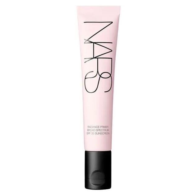 Prebase de Maquillaje Radiance Primer SPF35/PA+++ de NARS.