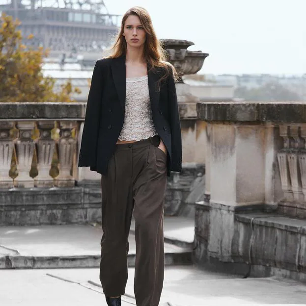 Lo nuevo de la colección de Massimo Dutti de invierno: básicos elegantes, vestidos que estilizan y bolsos bonitos