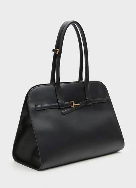 Bolso negro de Mango (199 euros)