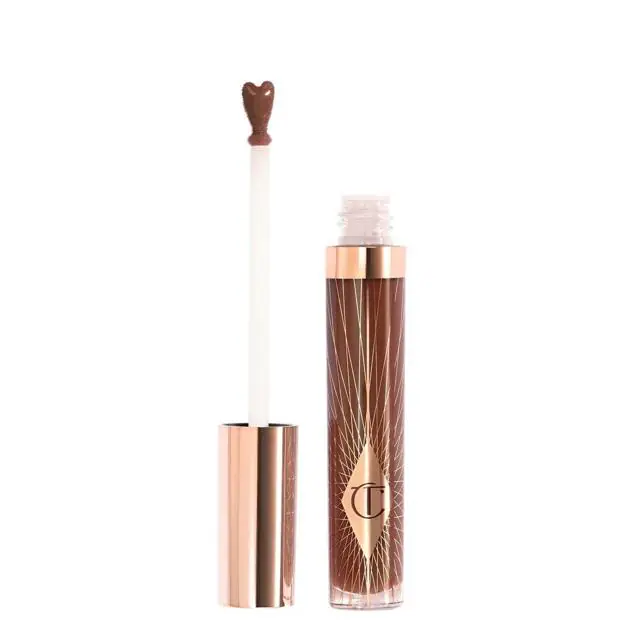 Collagen Lip Bath en tono Pillow Talk Deep de Charlotte Tilbury