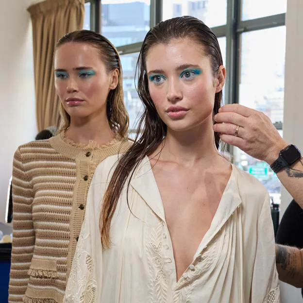 Por qué lavar el pelo sin champú y sólo con agua es malísimo para el cabello