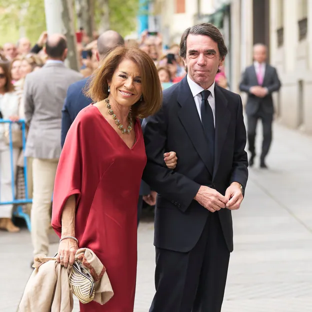 Los padres del novio, en la boda del alcalde de Madrid. 