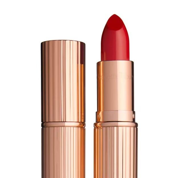 Charlotte Tilbury K.I.S.S.I.N.G Lipstick.