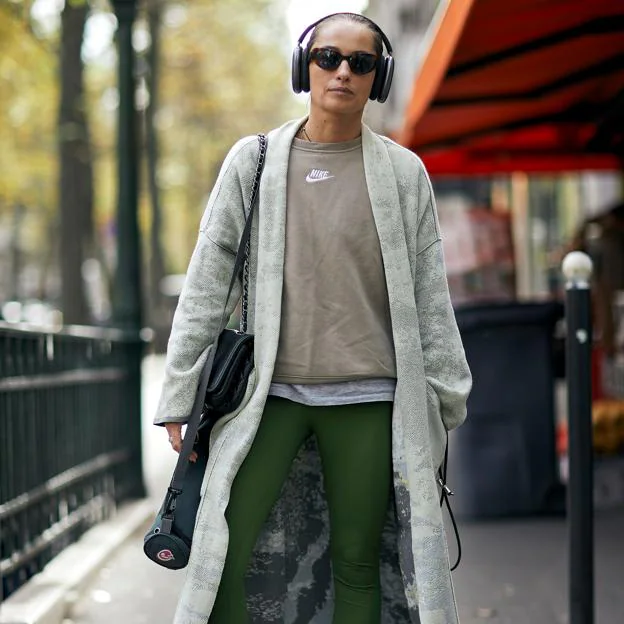 Mujer con ropa de deporte