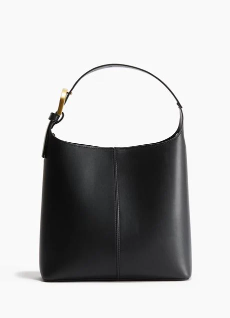 Bolso negro de H&M (29,99 euros)