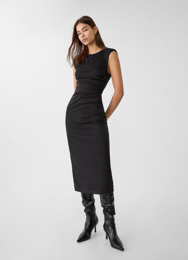 Vestido drapeado midi negro